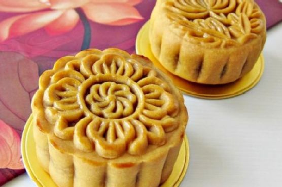 Traditional Baked Mooncake Traditional Baked Mooncake