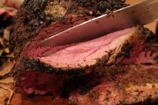 Traditional Garlic and Herb Crusted Prime Rib Roast Traditional Garlic and Herb Crusted Prime Rib Roast