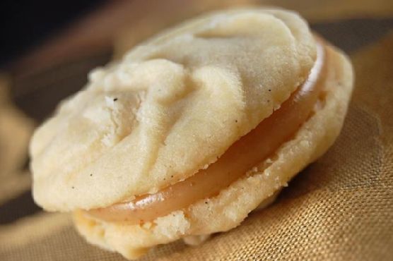 Vanilla Bean Melting Moment Cookies With Caramel Filling Vanilla Bean Melting Moment Cookies With Caramel Filling
