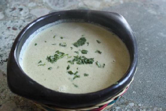 Warm Cucumber Soup (Sopa De Pepinos) Warm Cucumber Soup (Sopa De Pepinos)