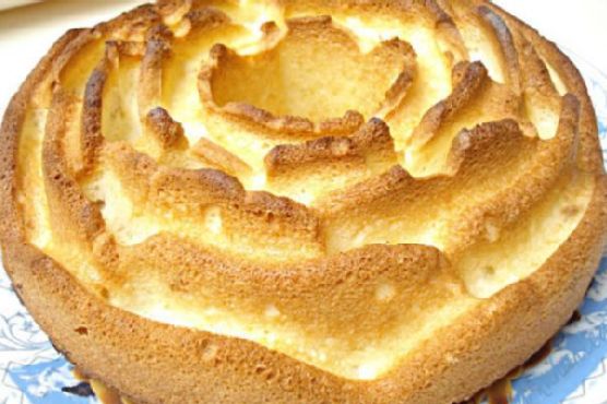 White cake with marzipan and almonds White cake with marzipan and almonds