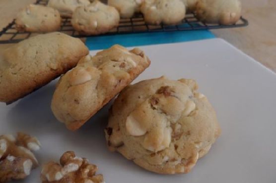 White Chocolate Walnut Cookies