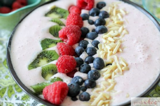 Berry-licious Smoothie Bowl