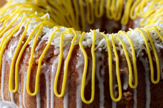 Easy Lemon Bundt Cake