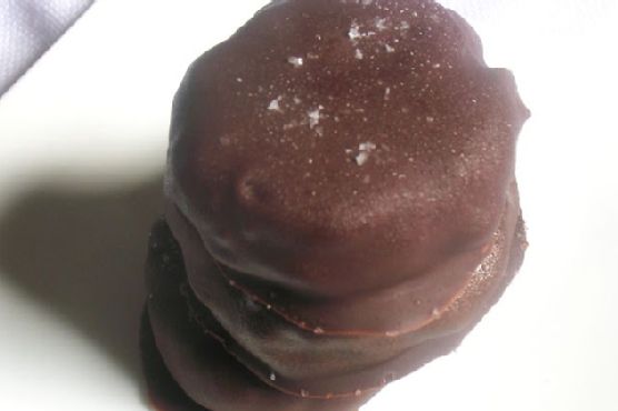 4 Ingredient Raw Peanut Butter Chocolate Cups 4 Ingredient Raw Peanut Butter Chocolate Cups