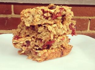 Baked Oatmeal with Dried Cranberries