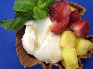 Dulce De Leche Swirled Amaretto Frozen Yogurt