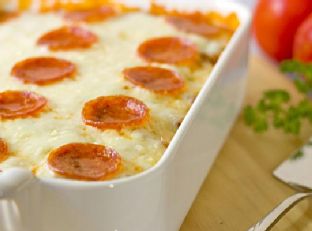 Easy Cheesy Pizza Casserole