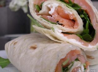 Smoked Salmon & Ricotta Wraps