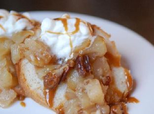 White Cake With Pear Compote